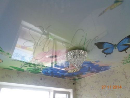 арт печать на лаковом натяжном потолке